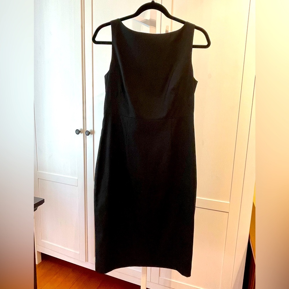 Banana Republic Fine Black Sheath Dress Size 6 Pristine Condition